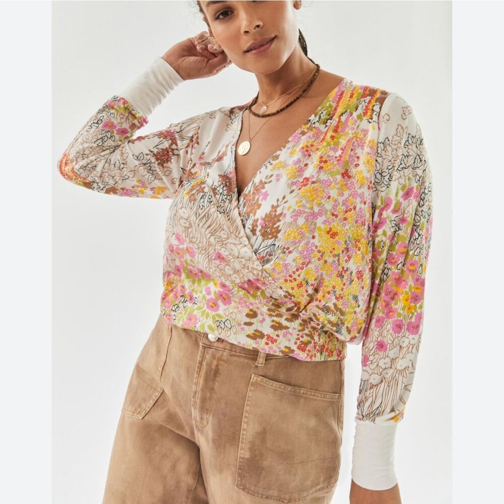 Anthropologie Tiny Callie Floral Top Long Sleeve Pink White Sz M